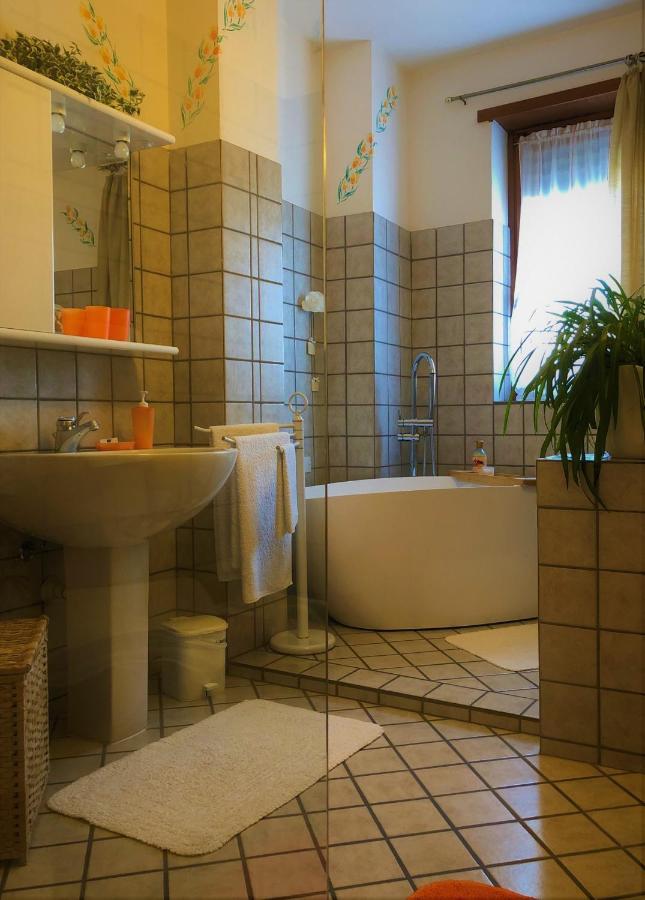 Cà 'd Langa B&B Treiso Ngoại thất bức ảnh